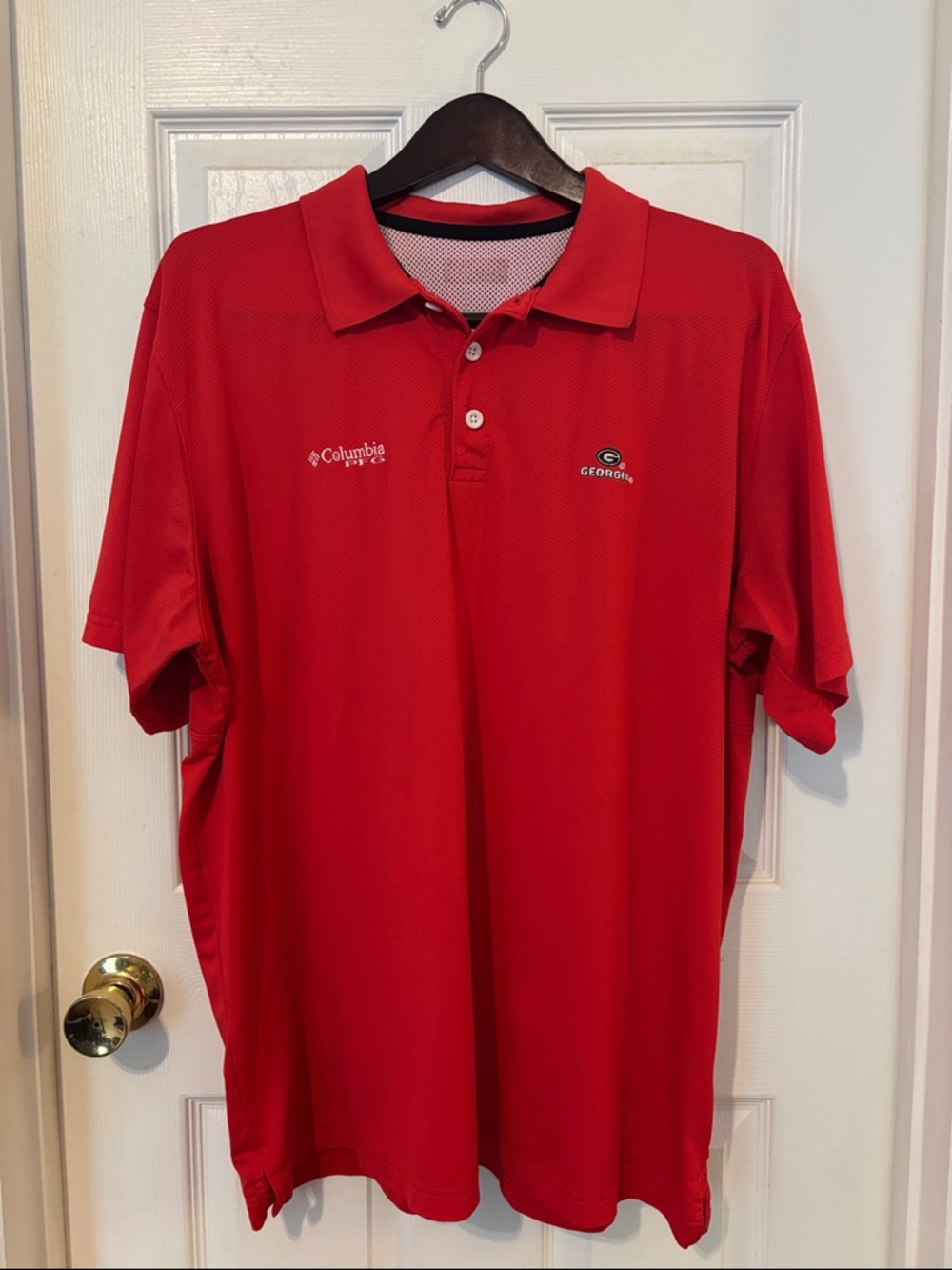 Columbia Men's Red Georgia Bulldog Polo Shirt. Performance material. Size XL.